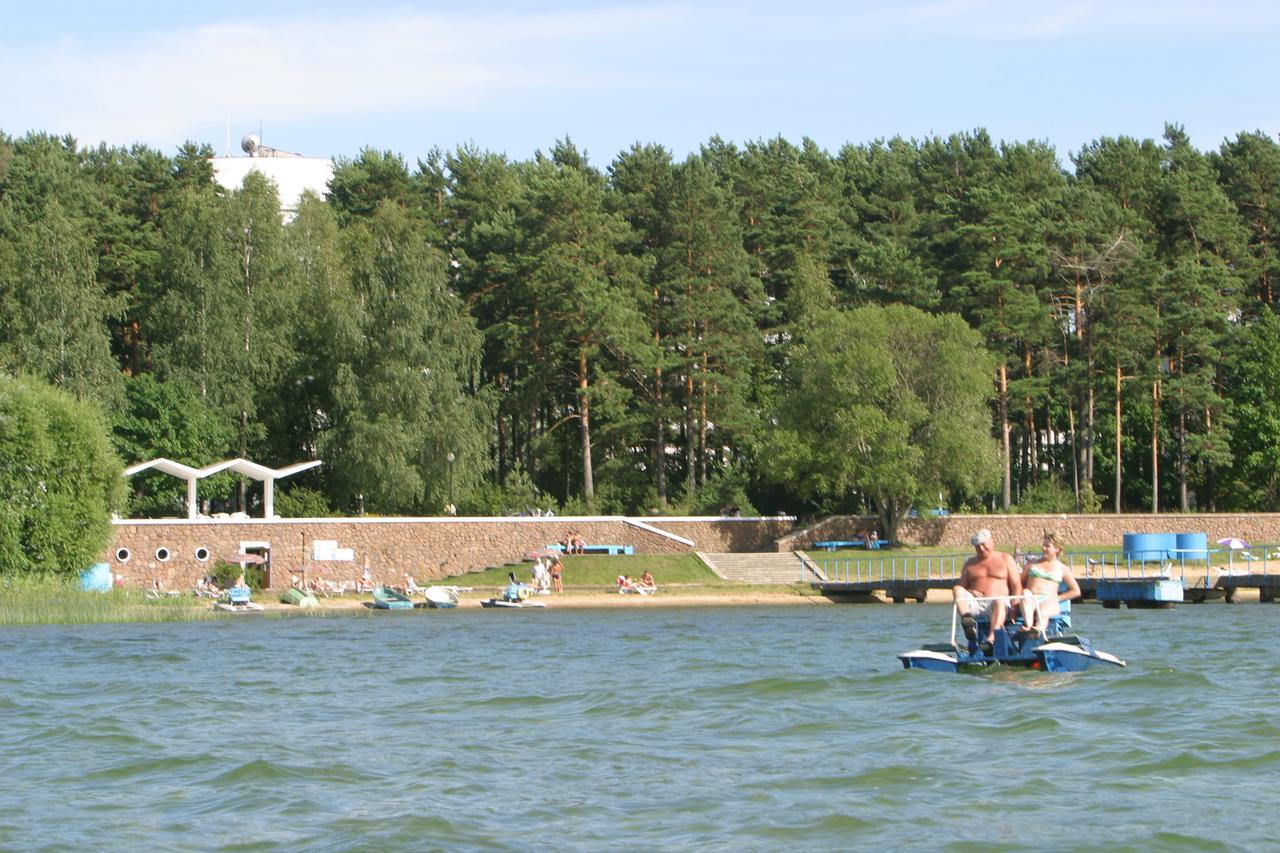 Готель Sanatorii Sosny At Naroch Lake Gatovichi Екстер'єр фото